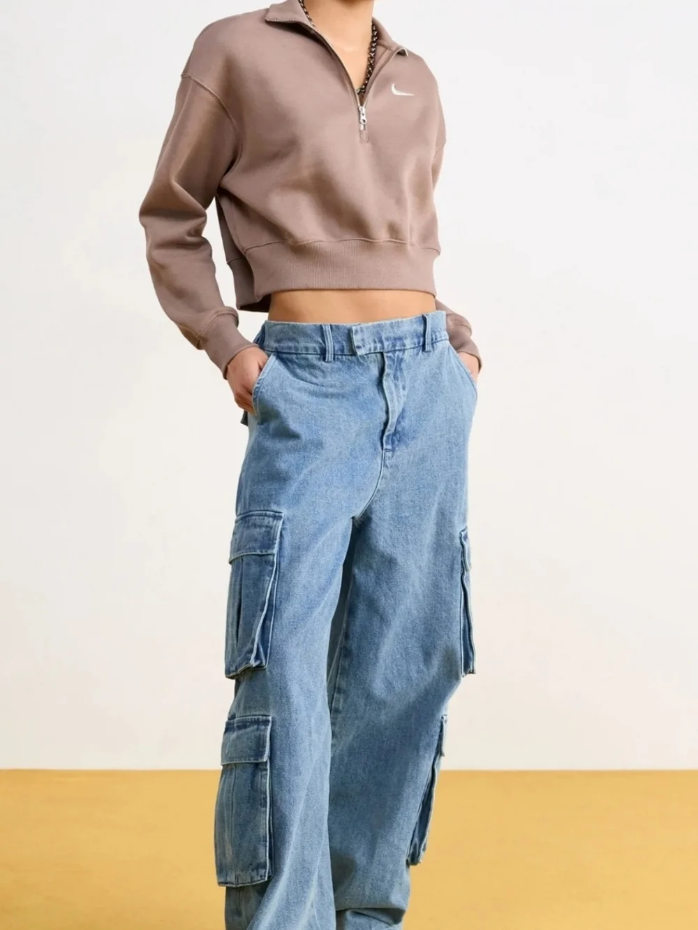 Nike Sportswear Phoenix FleeceWomen's 1/4-Zip Cropped Sweatshirt Medium - Picture 10 of 12